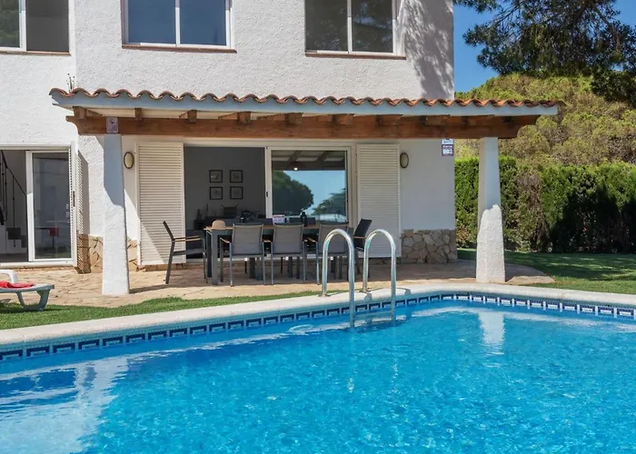 Neus By Interhome * Lloret de Mar