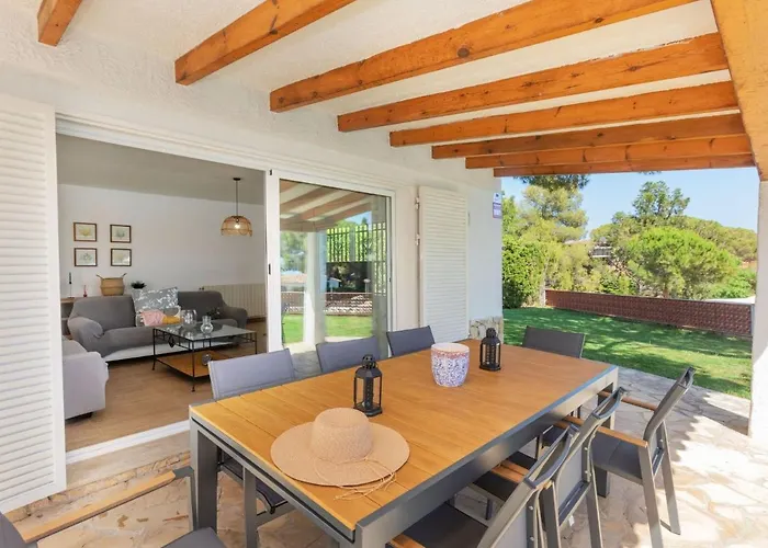 Neus By Interhome * Lloret de Mar