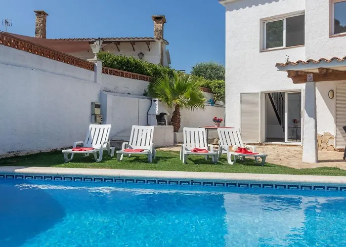 Neus By Interhome Lloret de Mar