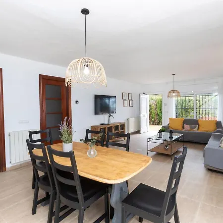 Villa Neus Lloret de Mar